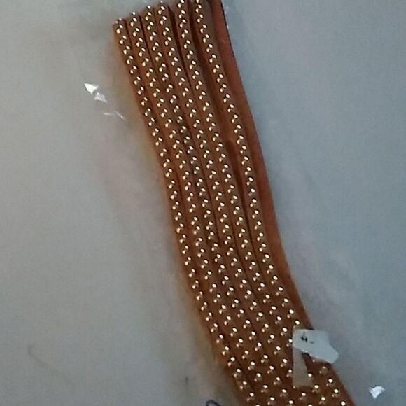 Set of Two Headbands - Picture 4 of 10